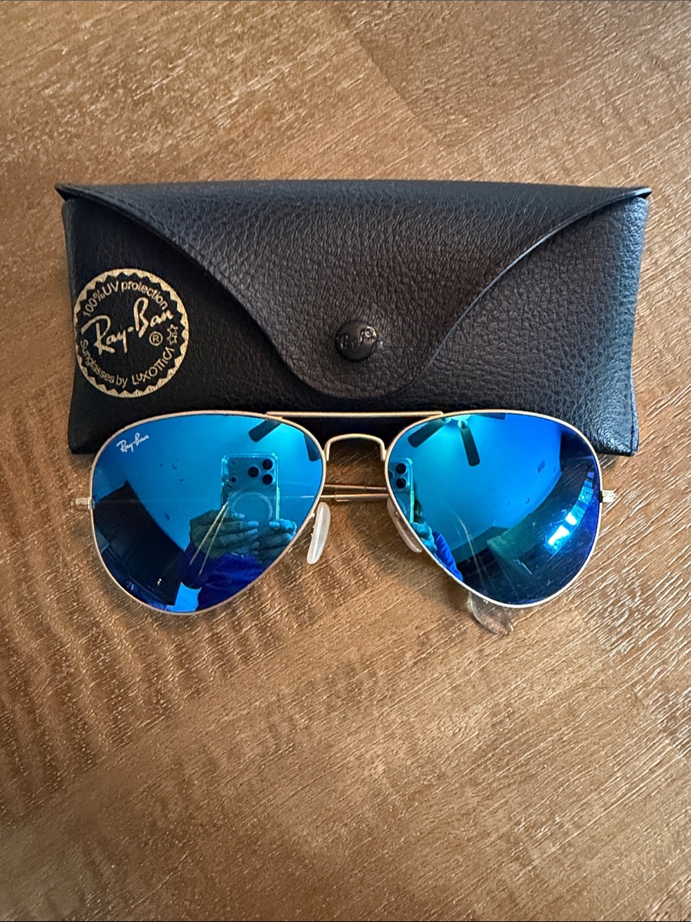Ray-Ban Aviator Sunglasses Aviator Flash  Blue Mirrored Lenses and Gold Frame